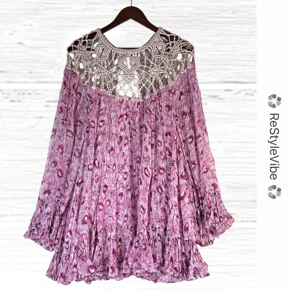 FREE PEOPLE Women’s Size XS Dress Mini Length Tunic Long Sleeve Lined Crocheted